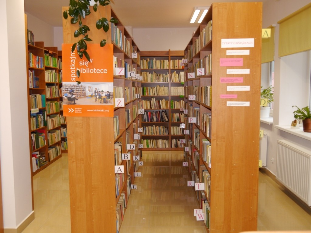 Biblioteka w nowym pomieszczeniu